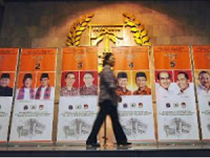 Poster Kampanye